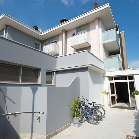 Nice Hotel Bibione Exterior photo