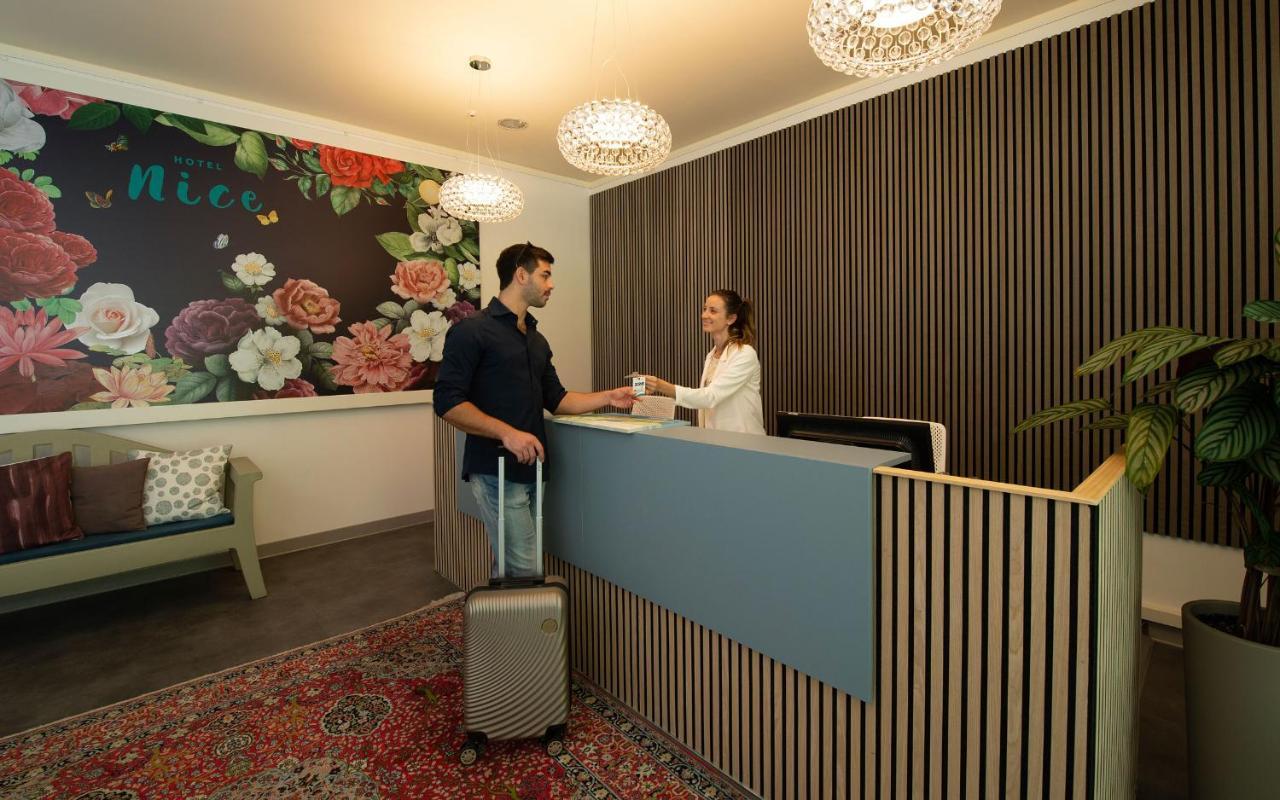 Nice Hotel Bibione Exterior photo