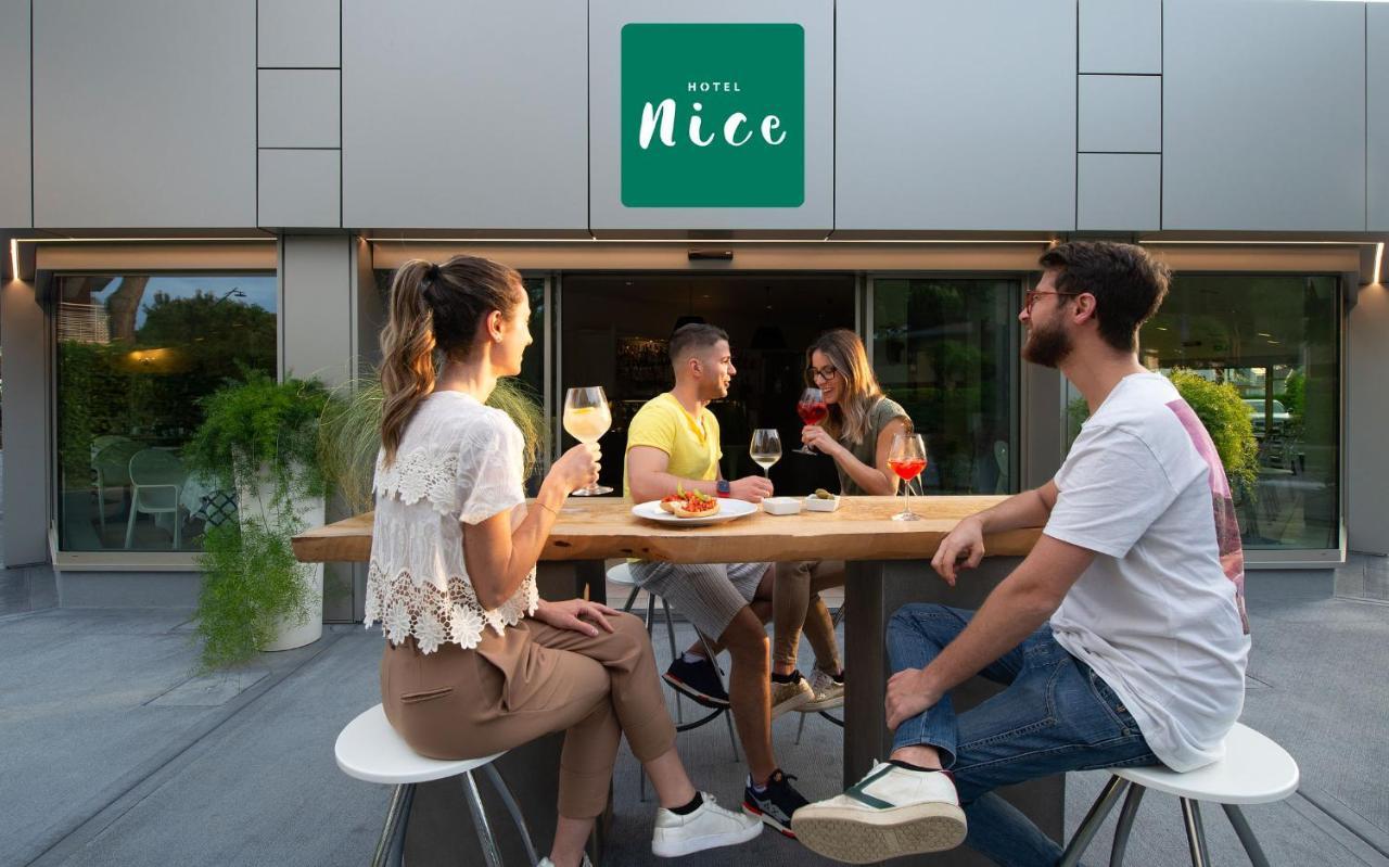 Nice Hotel Bibione Exterior photo