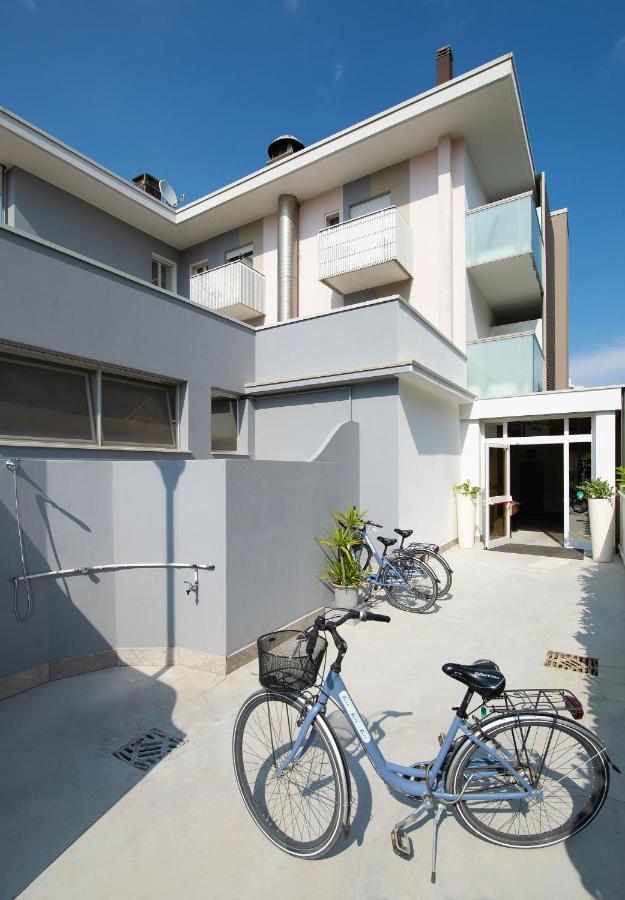 Nice Hotel Bibione Exterior photo