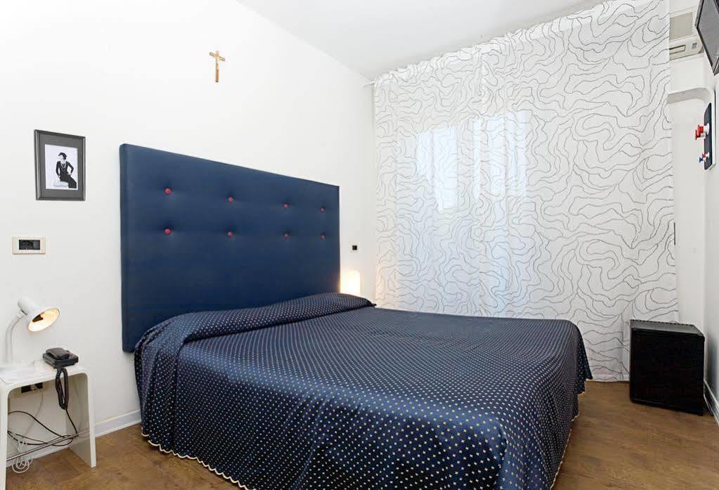 Nice Hotel Bibione Exterior photo
