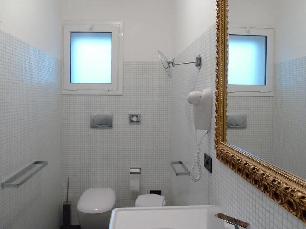 Nice Hotel Bibione Exterior photo