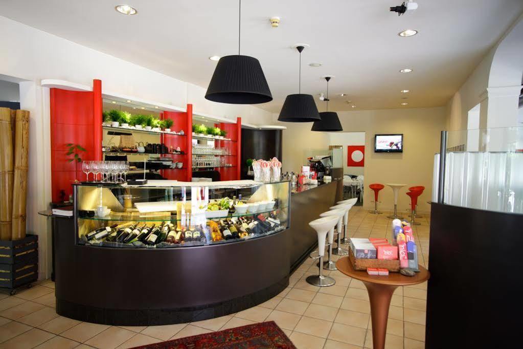 Nice Hotel Bibione Exterior photo